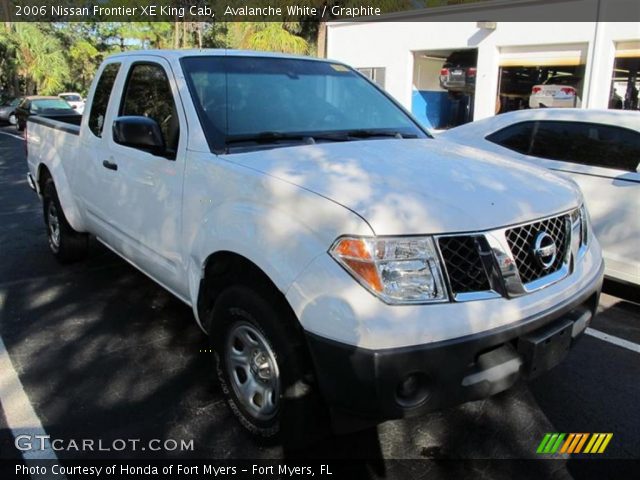 2006 Nissan Frontier XE King Cab in Avalanche White