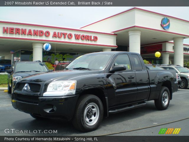 2007 Mitsubishi Raider LS Extended Cab in Brilliant Black