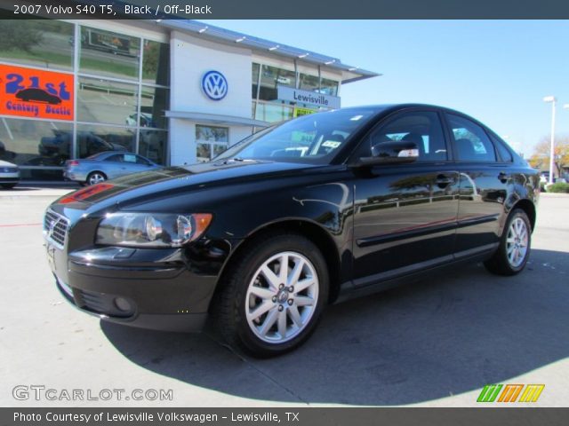 2007 Volvo S40 T5 in Black