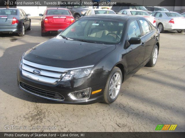 2012 Ford Fusion SEL in Tuxedo Black Metallic