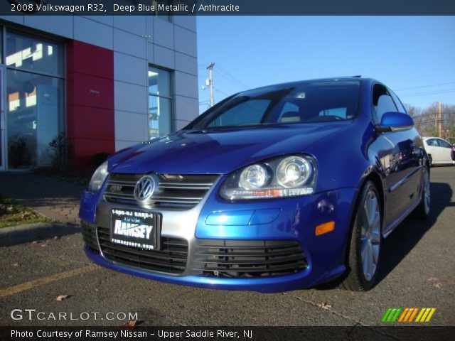 2008 Volkswagen R32  in Deep Blue Metallic