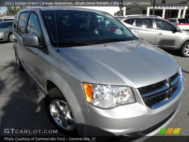 2011 Dodge Grand Caravan Mainstreet in Bright Silver Metallic