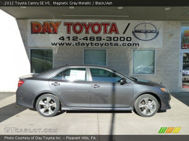 2012 Toyota Camry SE V6 in Magnetic Gray Metallic