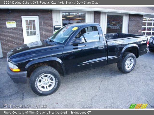 2004 Dodge Dakota SXT Regular Cab 4x4 in Black