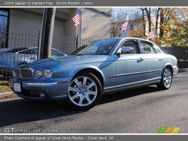2004 Jaguar XJ Vanden Plas in Zircon Metallic
