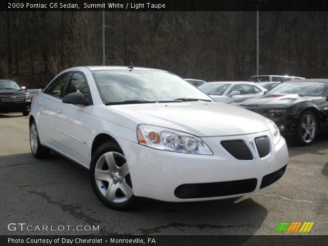 2009 Pontiac G6 Sedan in Summit White