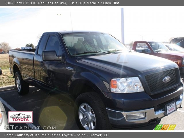 2004 Ford F150 XL Regular Cab 4x4 in True Blue Metallic