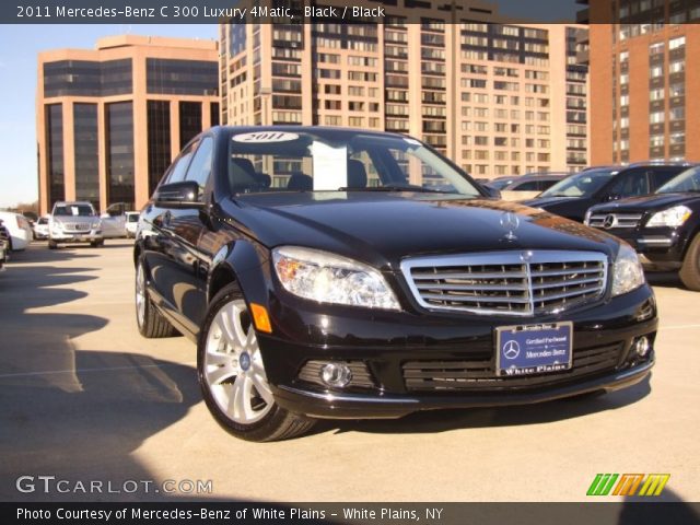 2011 Mercedes-Benz C 300 Luxury 4Matic in Black