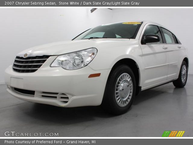 2007 Chrysler Sebring Sedan in Stone White