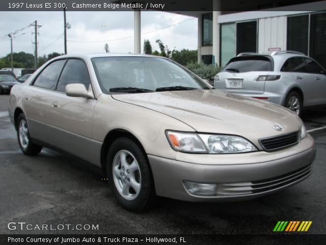 1997 Lexus ES 300 in Cashmere Beige Metallic