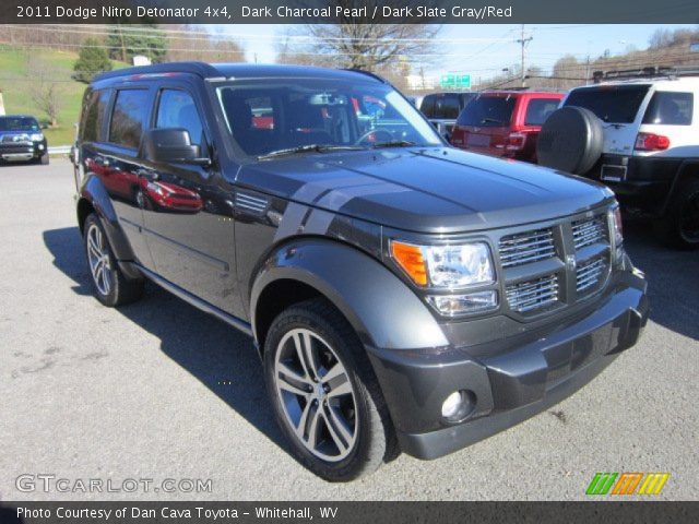 2011 Dodge Nitro Detonator 4x4 in Dark Charcoal Pearl