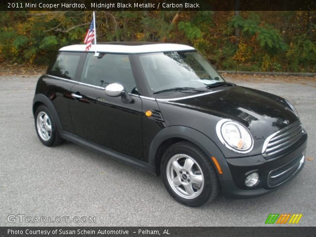 2011 Mini Cooper Hardtop in Midnight Black Metallic