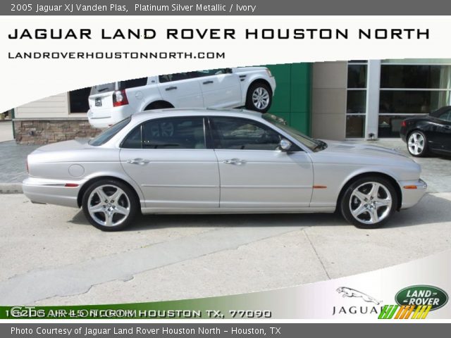 2005 Jaguar XJ Vanden Plas in Platinum Silver Metallic