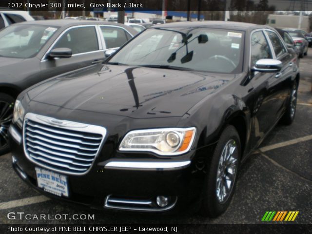 2012 Chrysler 300 Limited in Gloss Black