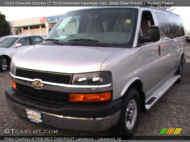 2010 Chevrolet Express LT 3500 Extended Passenger Van in Sheer Silver Metallic