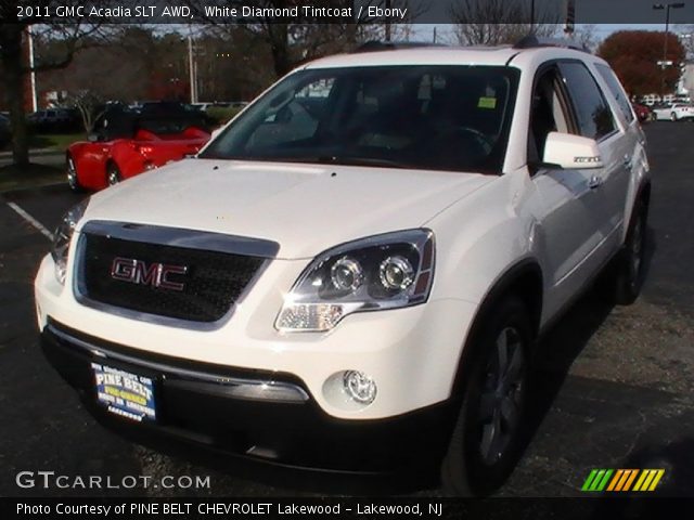 2011 GMC Acadia SLT AWD in White Diamond Tintcoat