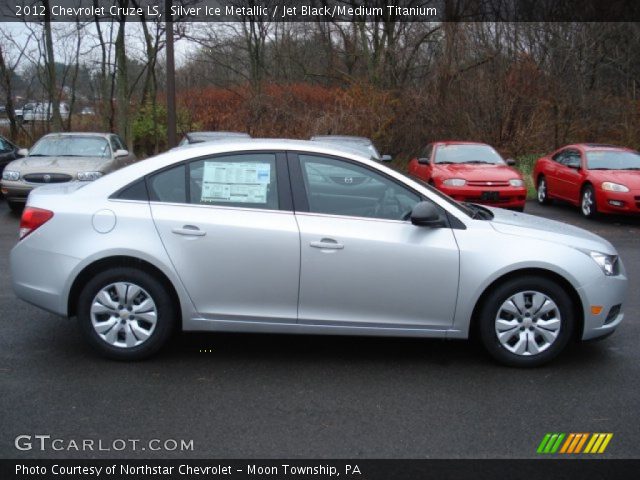 2012 Chevrolet Cruze LS in Silver Ice Metallic