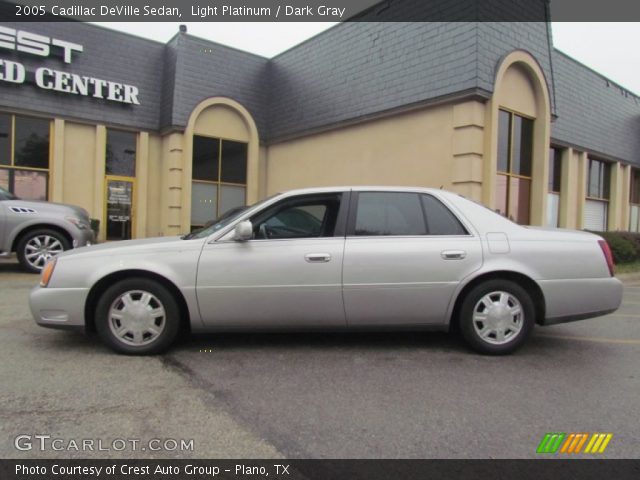 2005 Cadillac DeVille Sedan in Light Platinum