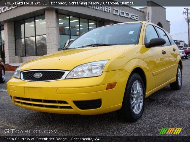 2006 Ford Focus ZX5 SE Hatchback in Screaming Yellow