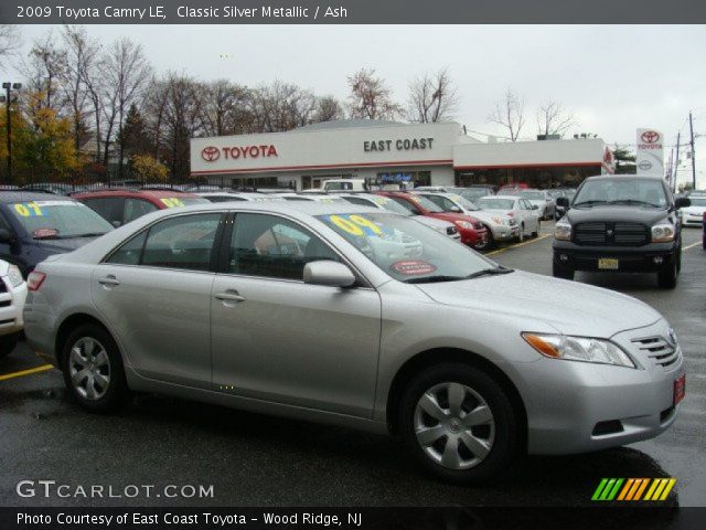 2009 Toyota Camry LE in Classic Silver Metallic