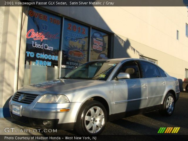2001 Volkswagen Passat GLX Sedan in Satin Silver Metallic
