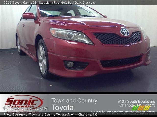 2011 Toyota Camry SE in Barcelona Red Metallic