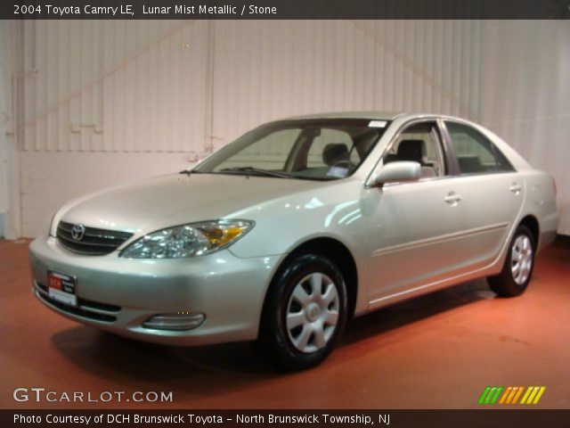 2004 Toyota Camry LE in Lunar Mist Metallic