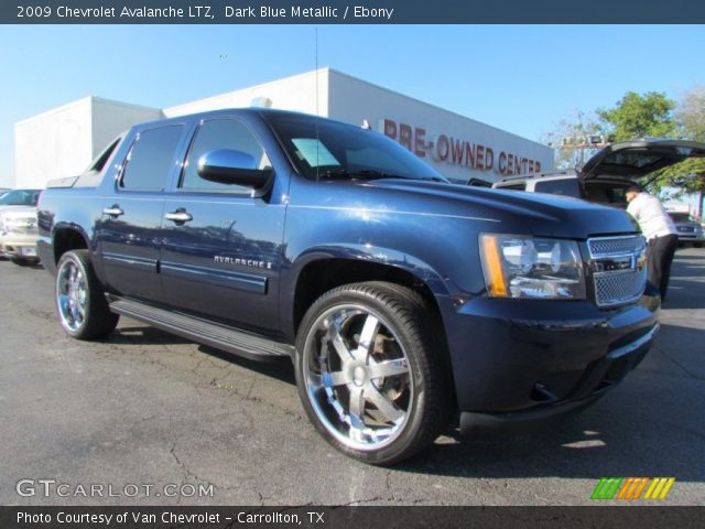 2009 Chevrolet Avalanche LTZ in Dark Blue Metallic