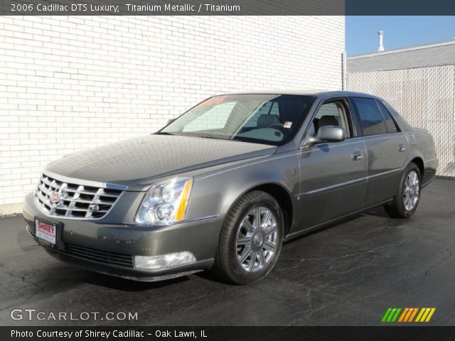 2006 Cadillac DTS Luxury in Titanium Metallic