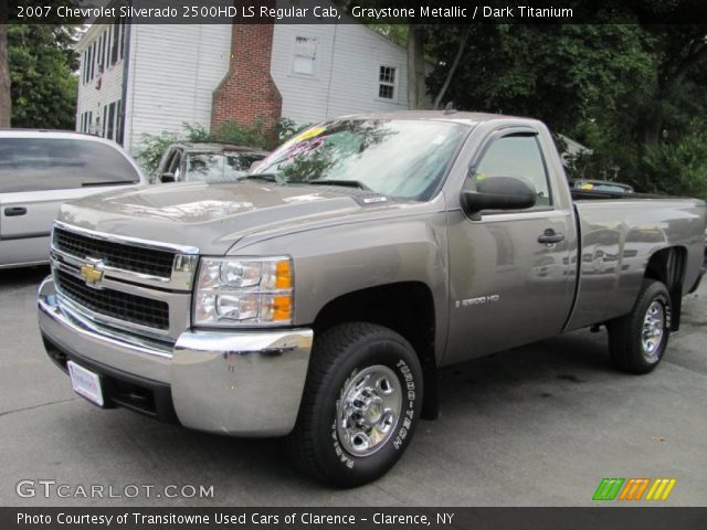 2007 Chevrolet Silverado 2500HD LS Regular Cab in Graystone Metallic