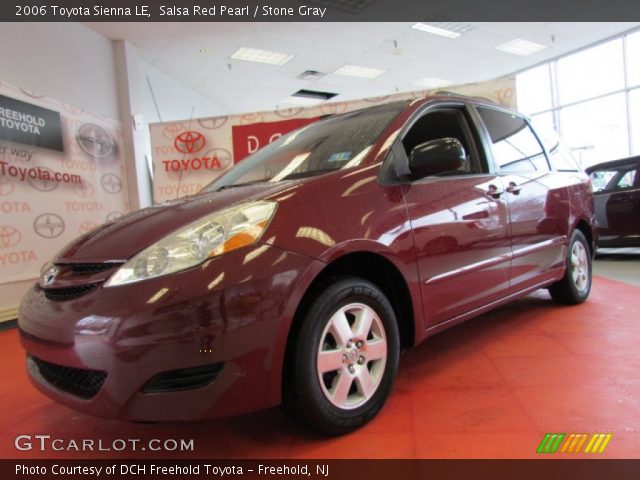 2006 Toyota Sienna LE in Salsa Red Pearl