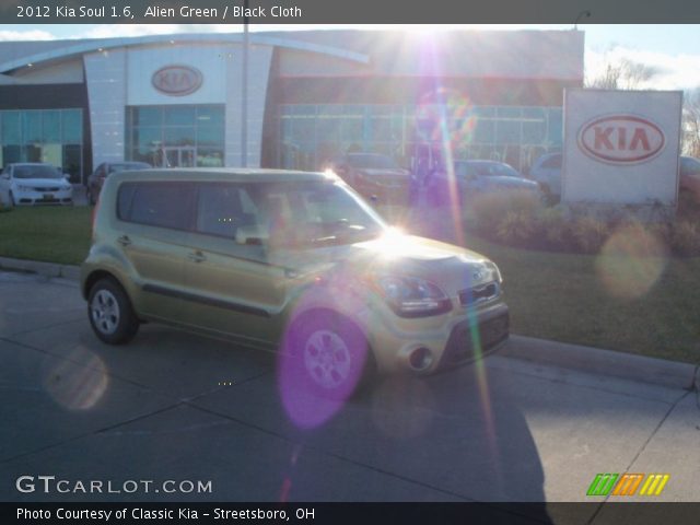 2012 Kia Soul 1.6 in Alien Green