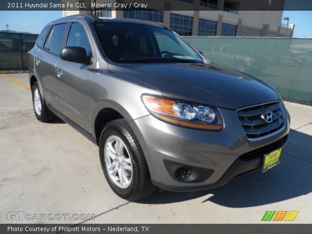 2011 Hyundai Santa Fe GLS in Mineral Gray