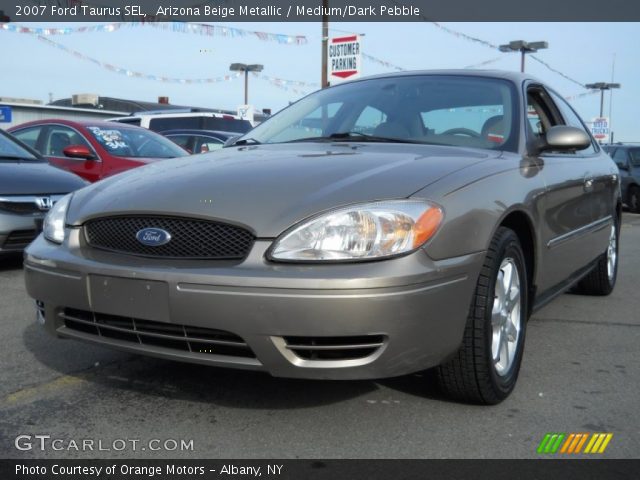 2007 Ford Taurus SEL in Arizona Beige Metallic