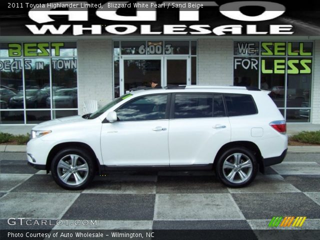 2011 Toyota Highlander Limited in Blizzard White Pearl