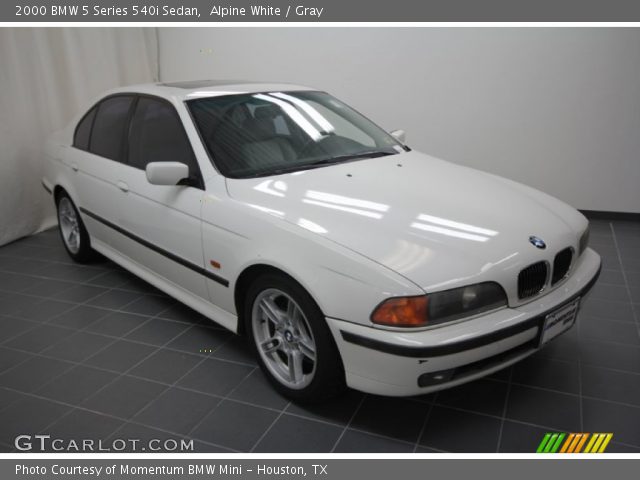 Bmw 540i white #2