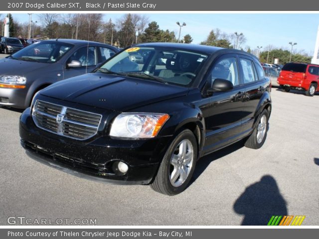 2007 Dodge Caliber SXT in Black