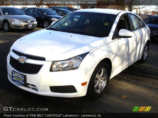 2011 Chevrolet Cruze LT in Summit White