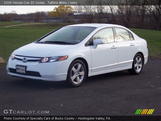 2006 Honda Civic EX Sedan in Taffeta White