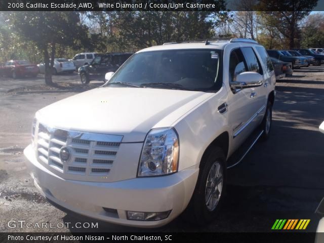 2008 Cadillac Escalade AWD in White Diamond