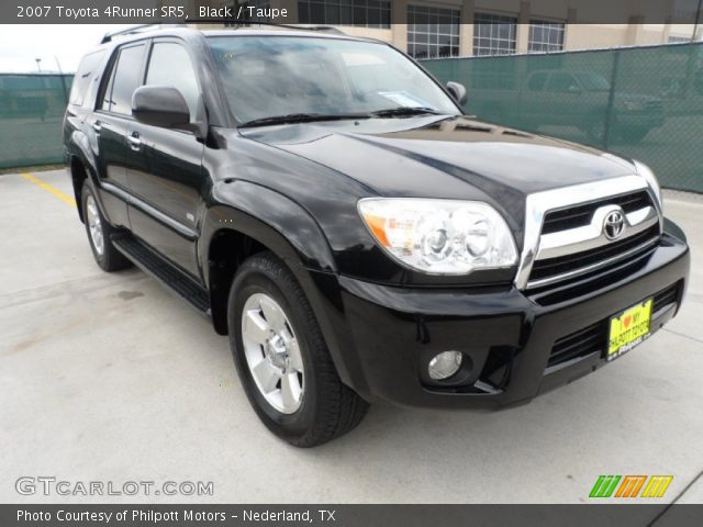 2007 Toyota 4Runner SR5 in Black