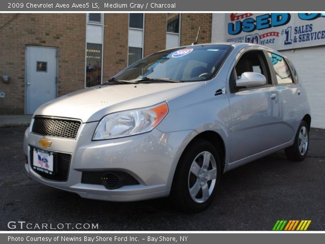 2009 Chevrolet Aveo Aveo5 LS in Medium Gray