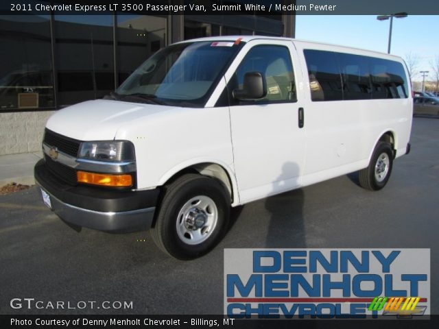 2011 Chevrolet Express LT 3500 Passenger Van in Summit White