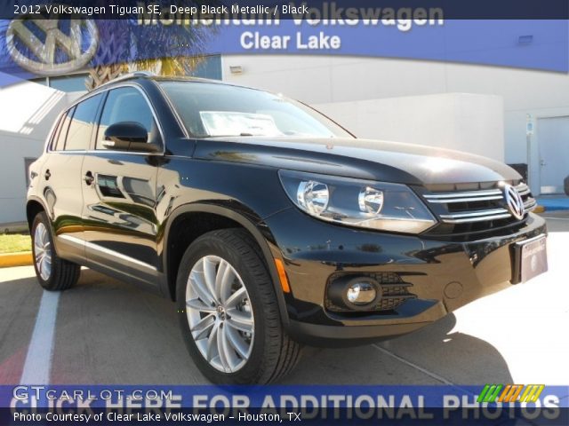 2012 Volkswagen Tiguan SE in Deep Black Metallic