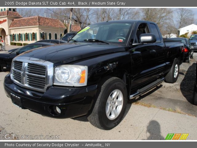 2005 Dodge Dakota SLT Club Cab 4x4 in Black