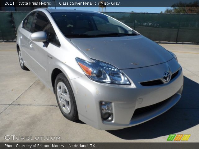 2011 Toyota Prius Hybrid III in Classic Silver Metallic