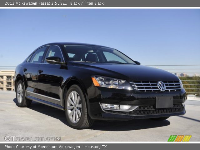 2012 Volkswagen Passat 2.5L SEL in Black