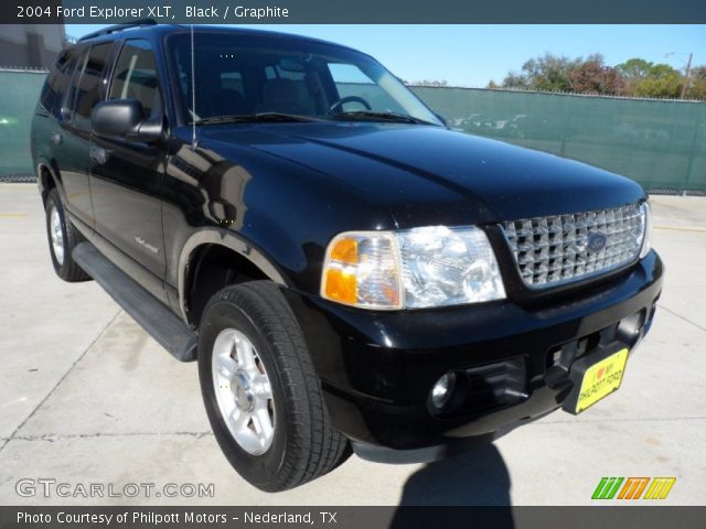2004 Ford Explorer XLT in Black
