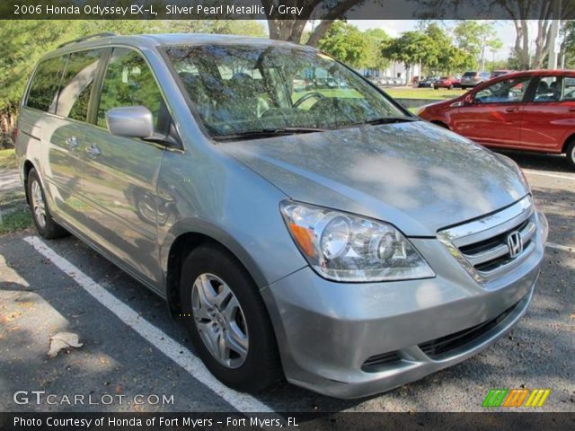2006 Honda Odyssey EX-L in Silver Pearl Metallic