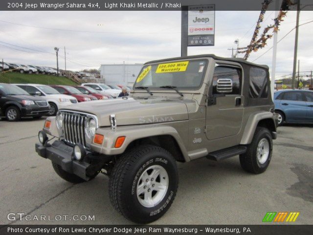 2004 Jeep Wrangler Sahara 4x4 in Light Khaki Metallic